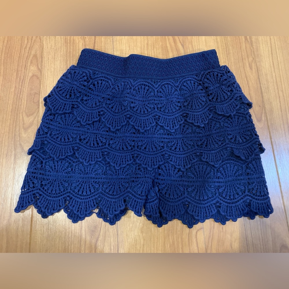 Lapis Girl Navy Lace Skort